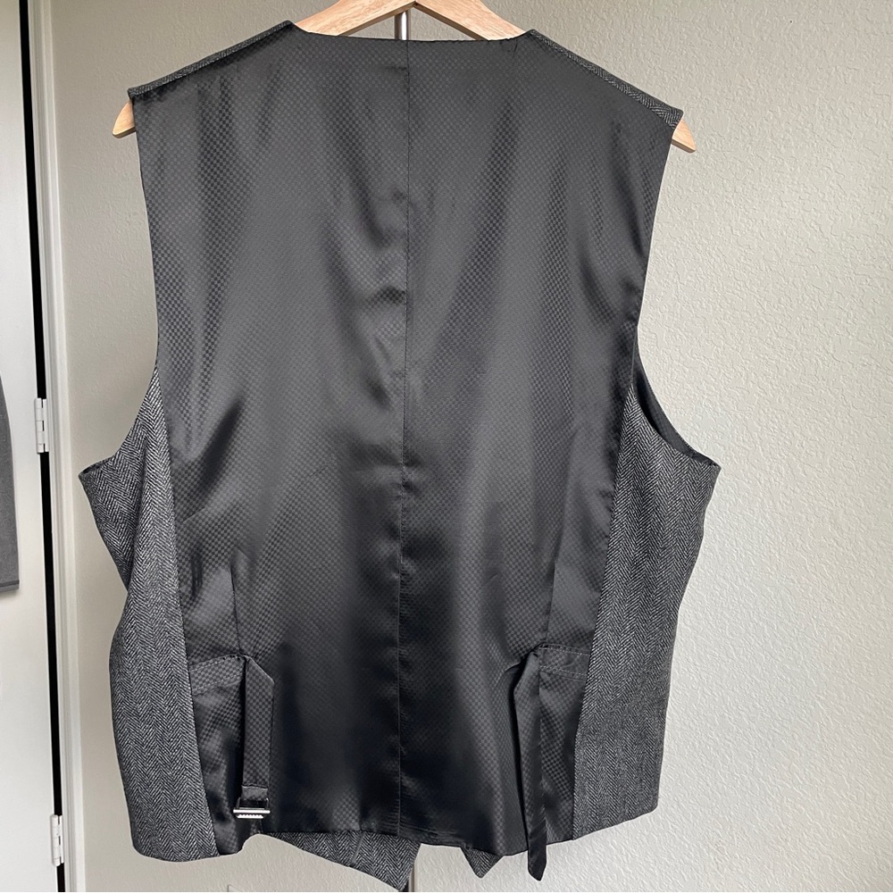 Express Men's Charcoal Gray Herringbone Dress Vest Wool Blend Large Wedding - Picture 6 of 9